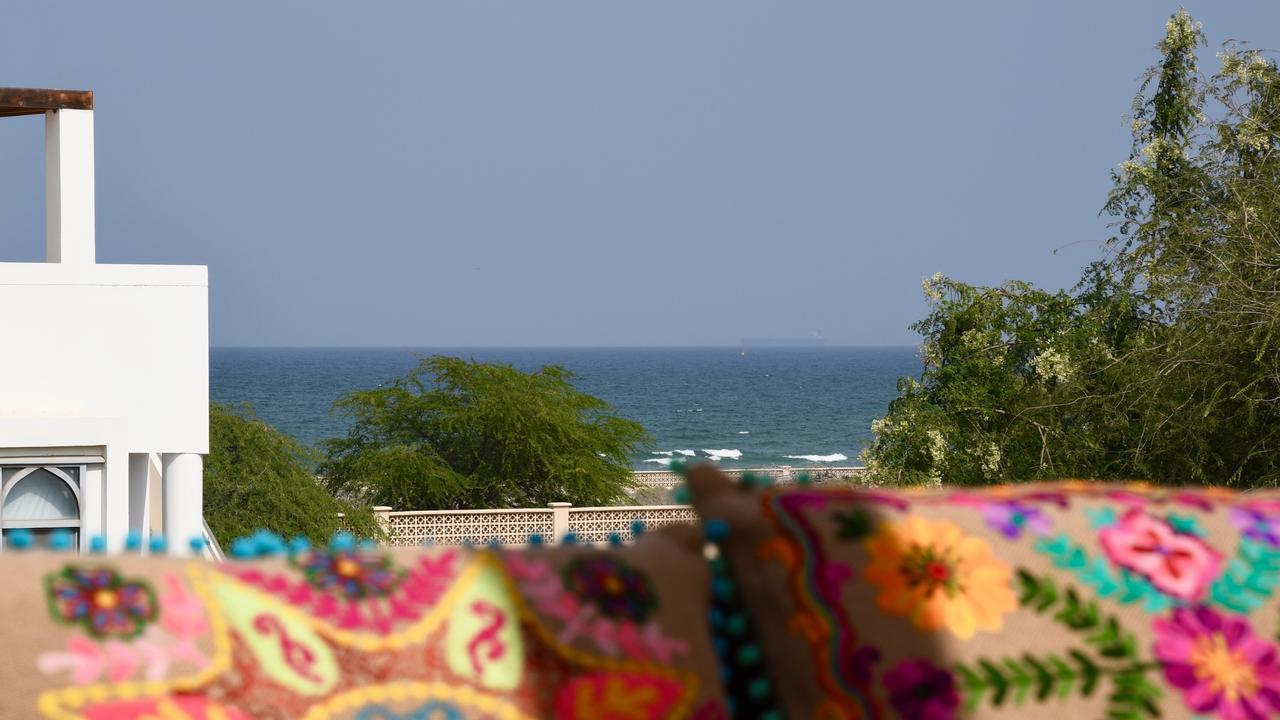 Behlys Boutique Hotel Muskat Bagian luar foto