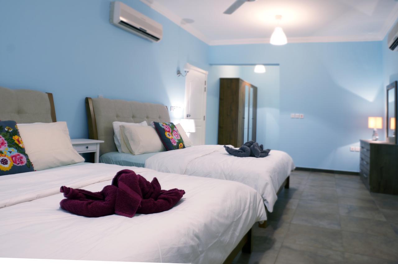 Behlys Boutique Hotel Muskat Bagian luar foto
