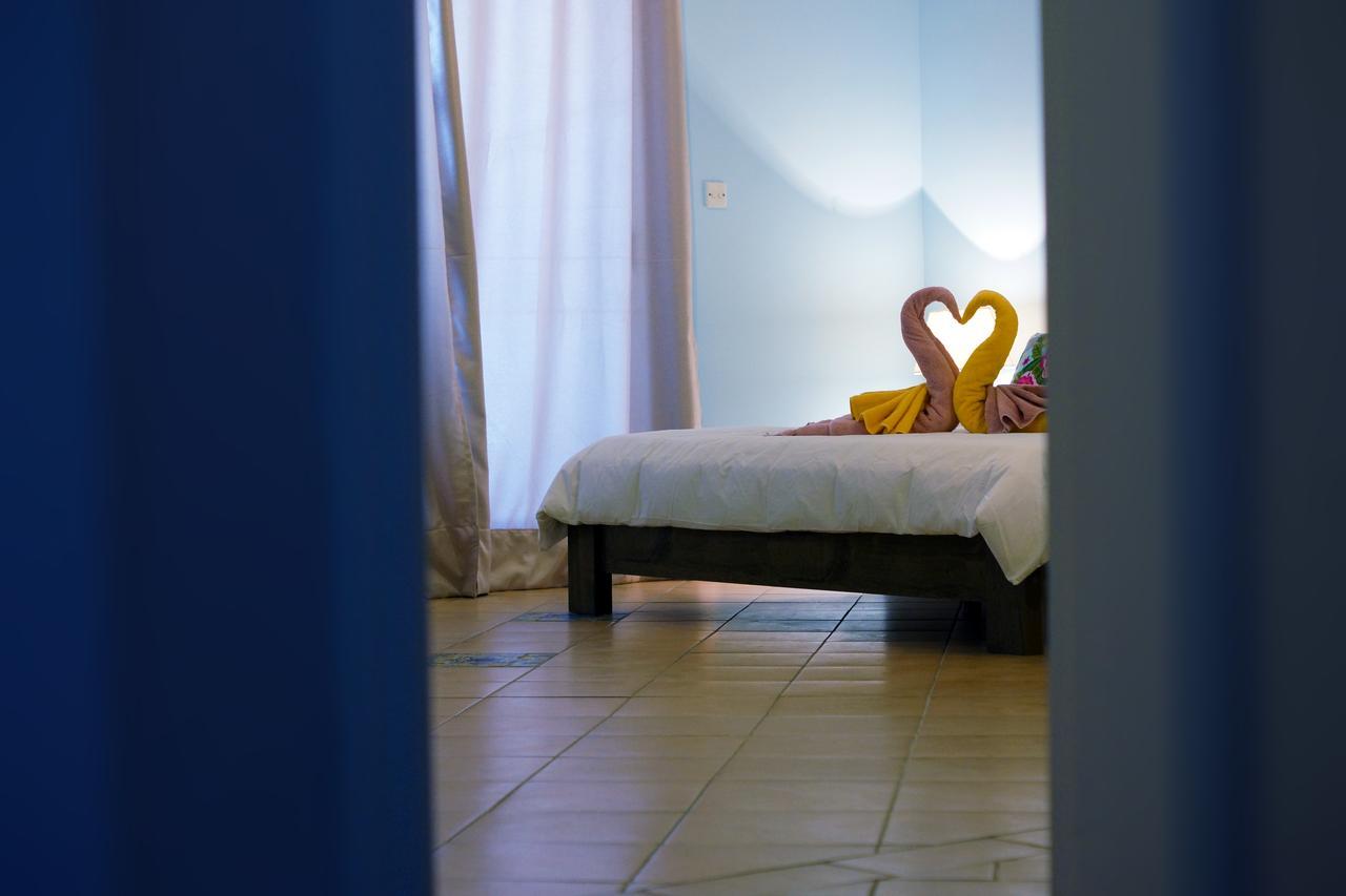 Behlys Boutique Hotel Muskat Bagian luar foto